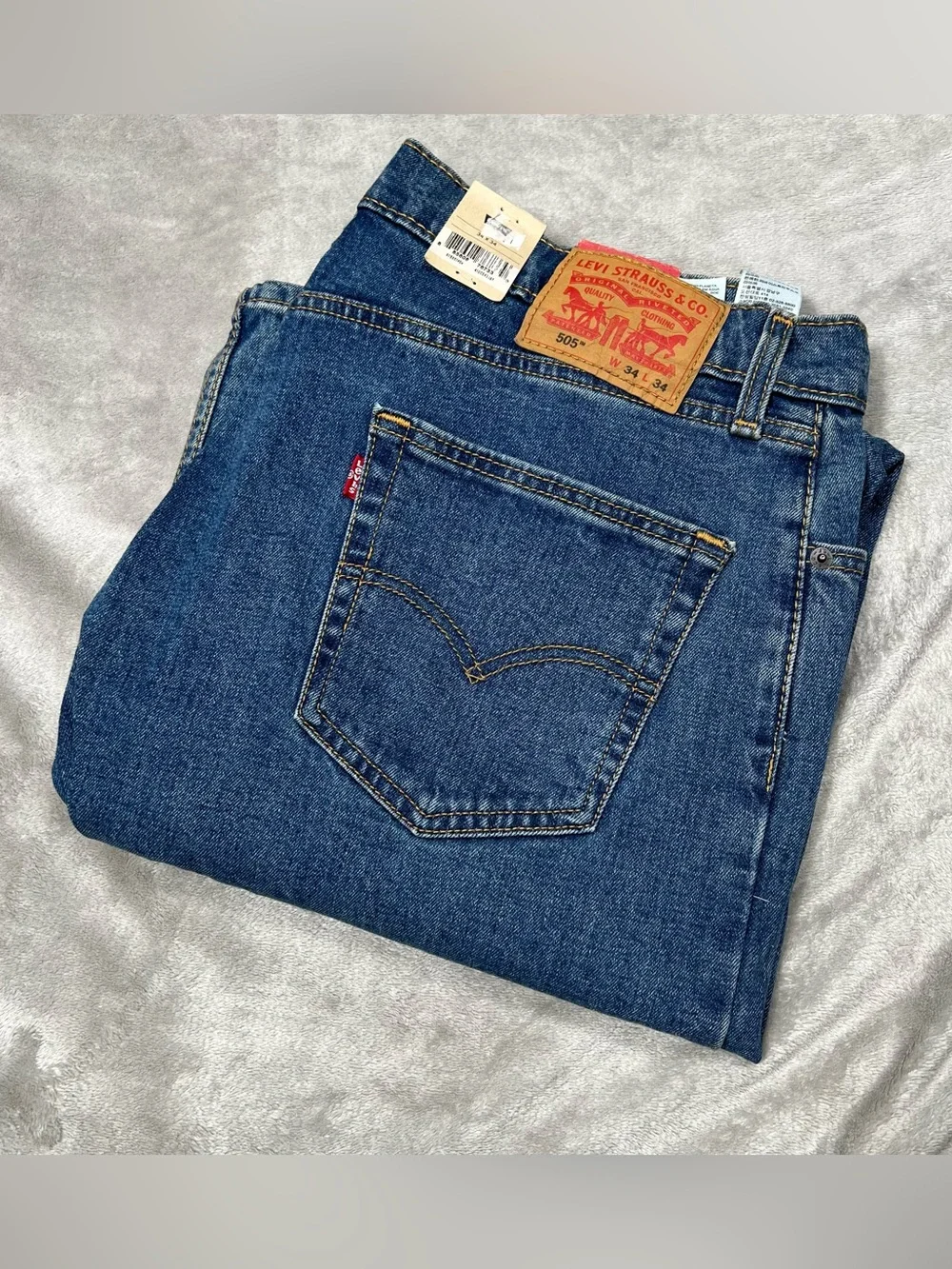 NWT Levi's 505 Regular Fit Jeans Mens 34x34 Blue Denim Stretch Straight Leg